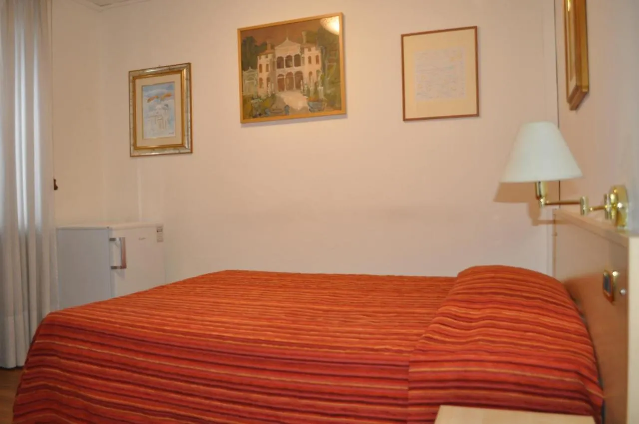 Hotel Piol Limana